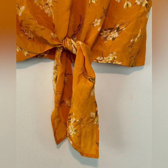 Madewell Silk Button-Back Tie Tee in Butterfly Garden XXS Orange - Picture 8 of 8